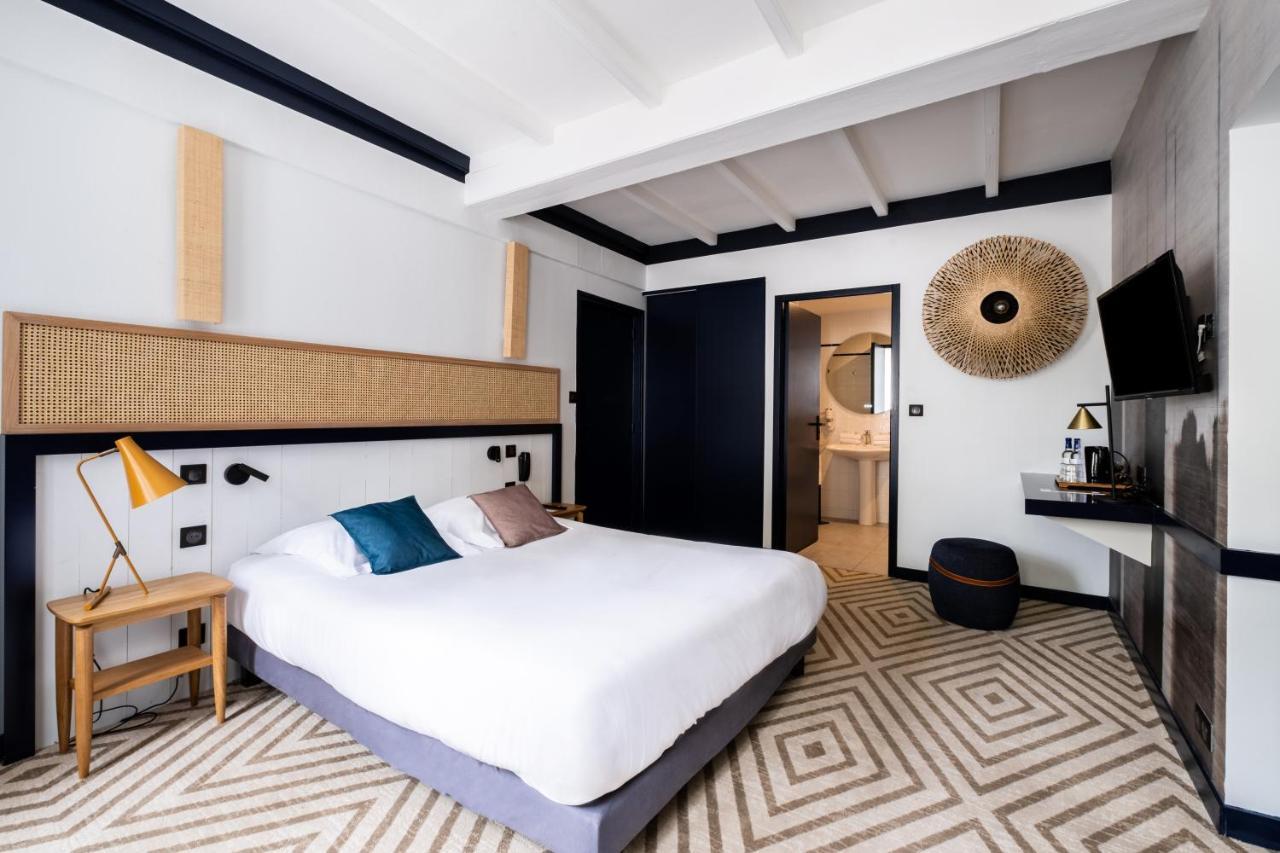 Hotel Le Francais La Flotte Luaran gambar